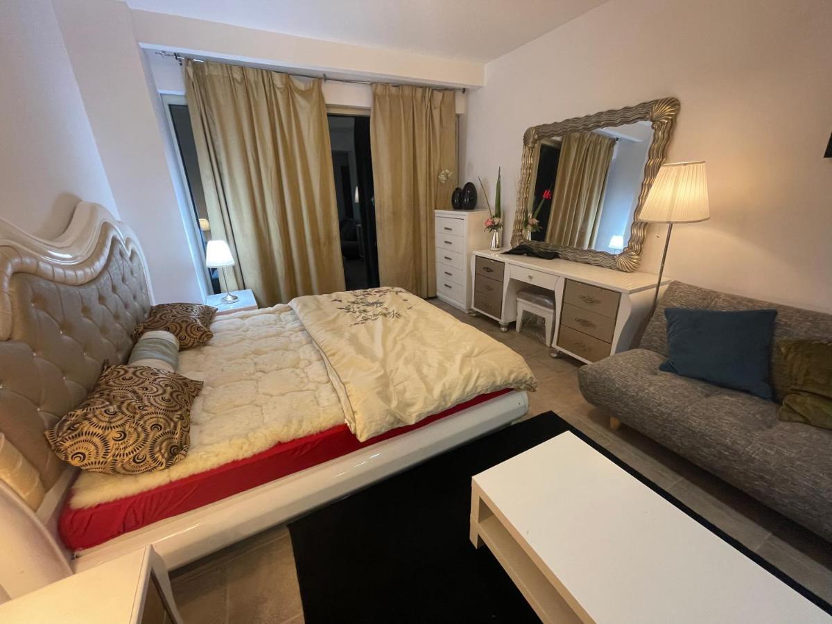 Travelers Backpackers Vandrerhjem Dubai Eksteriør bilde